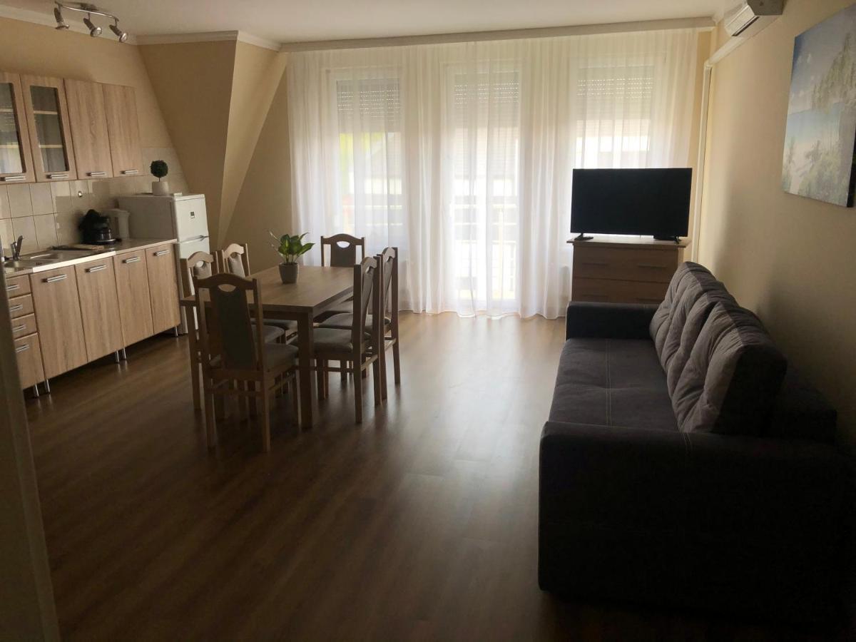 Alina Apartmanok Hajdúszoboszló Exteriér fotografie