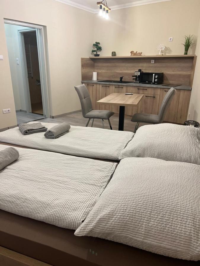 Alina Apartmanok Hajdúszoboszló Exteriér fotografie